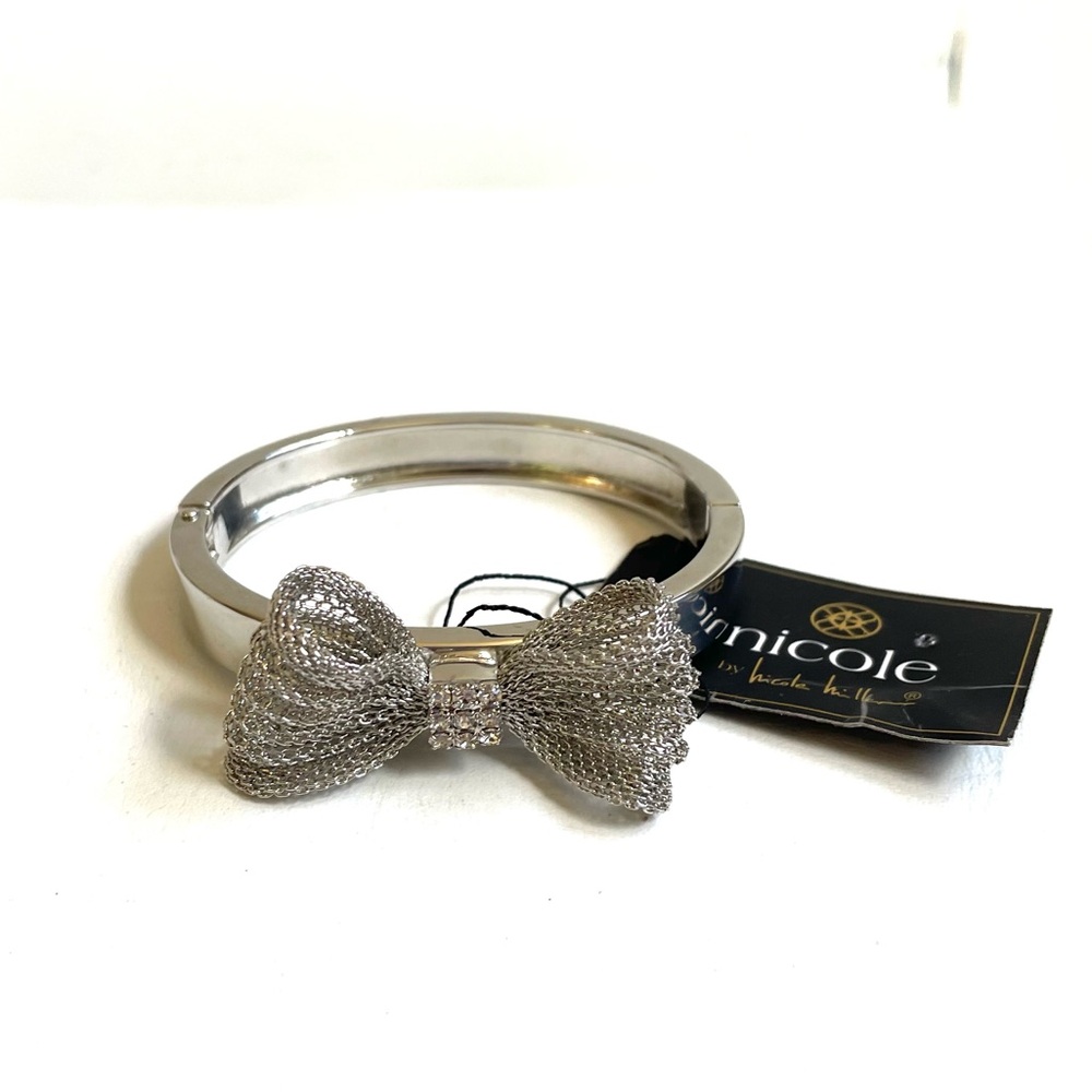 NWT NICOLE MILLER SILVER PLATED METAL HINGE BRACELET MESH BOW RHINESTONE CENTER